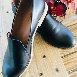 INDIGO RD.  Size 5.5 shoes